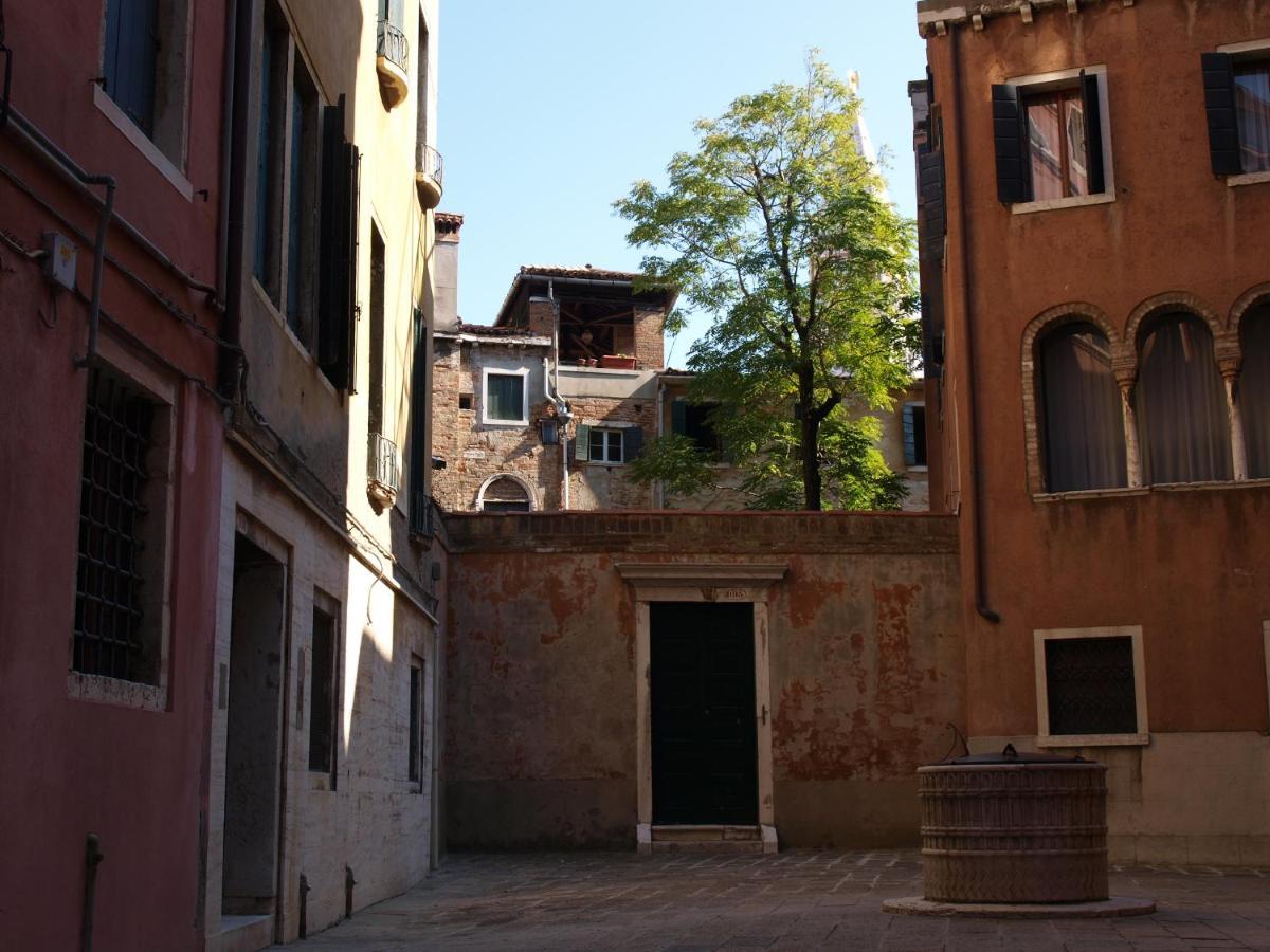Al Pozzo Dei Scoacamini, 100 M From San Marco, Ground Floor Appartamento Venezia