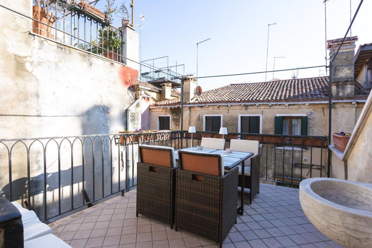 San Marco Luxury Loft With Terrace * Venetië