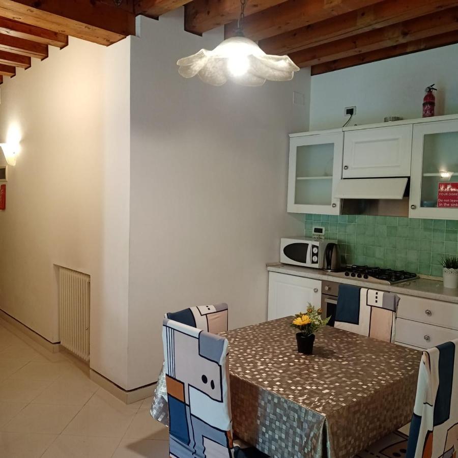 Beatiful Modern Flat Centre With Private Lounge Area Relax Venetië
