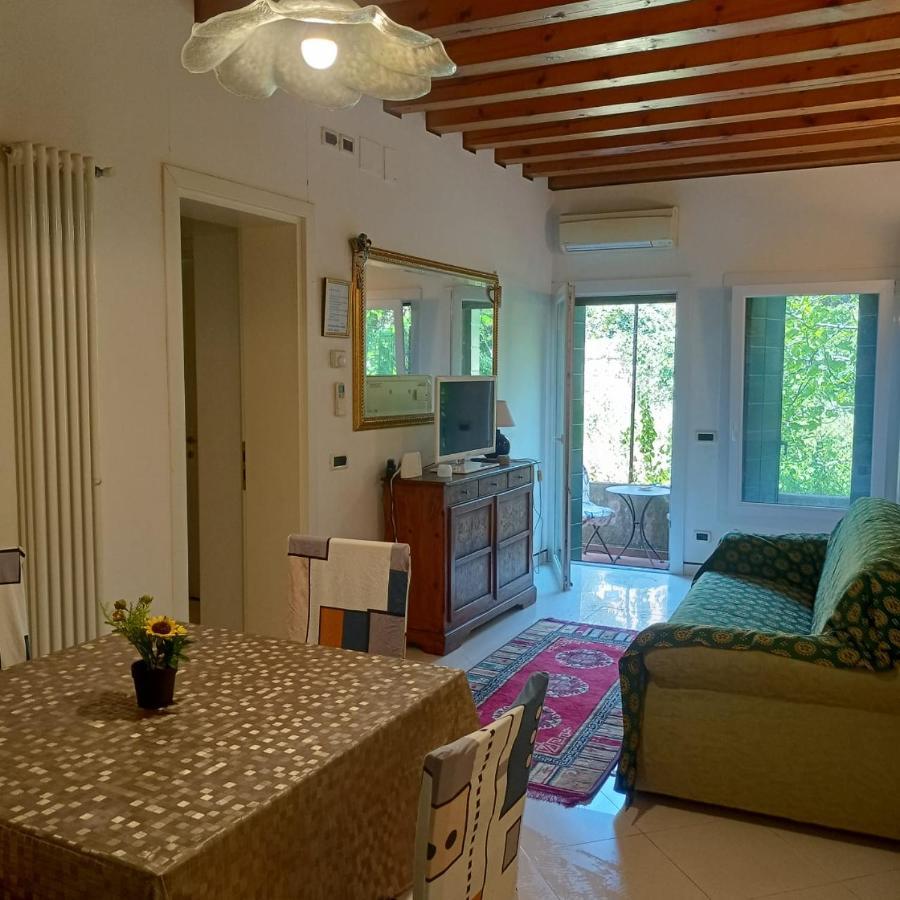 Beatiful Modern Flat Centre With Private Lounge Area Relax Venetië