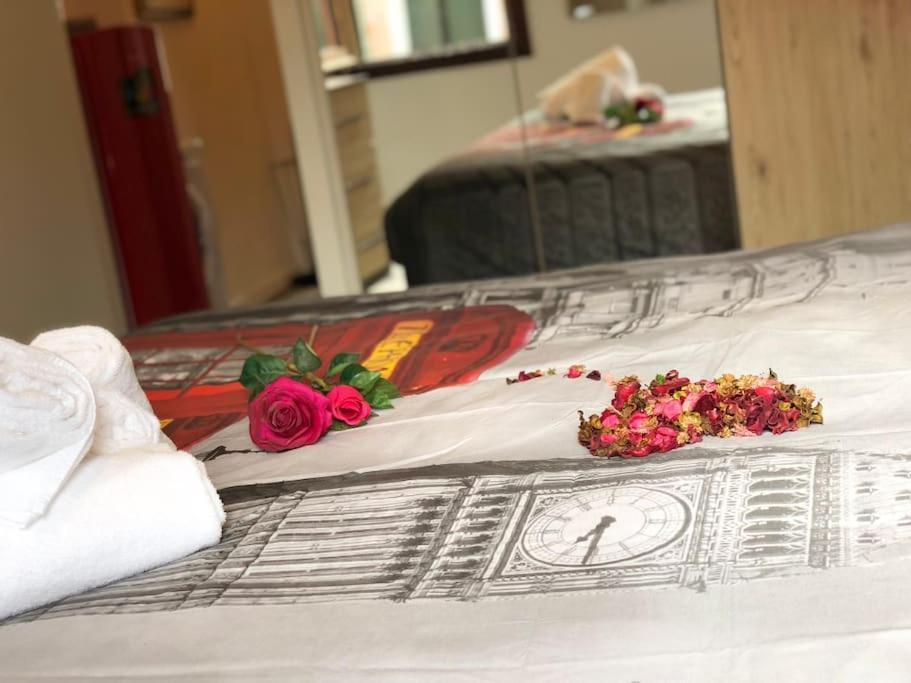 Cozy Close To Biennale Of * Venise