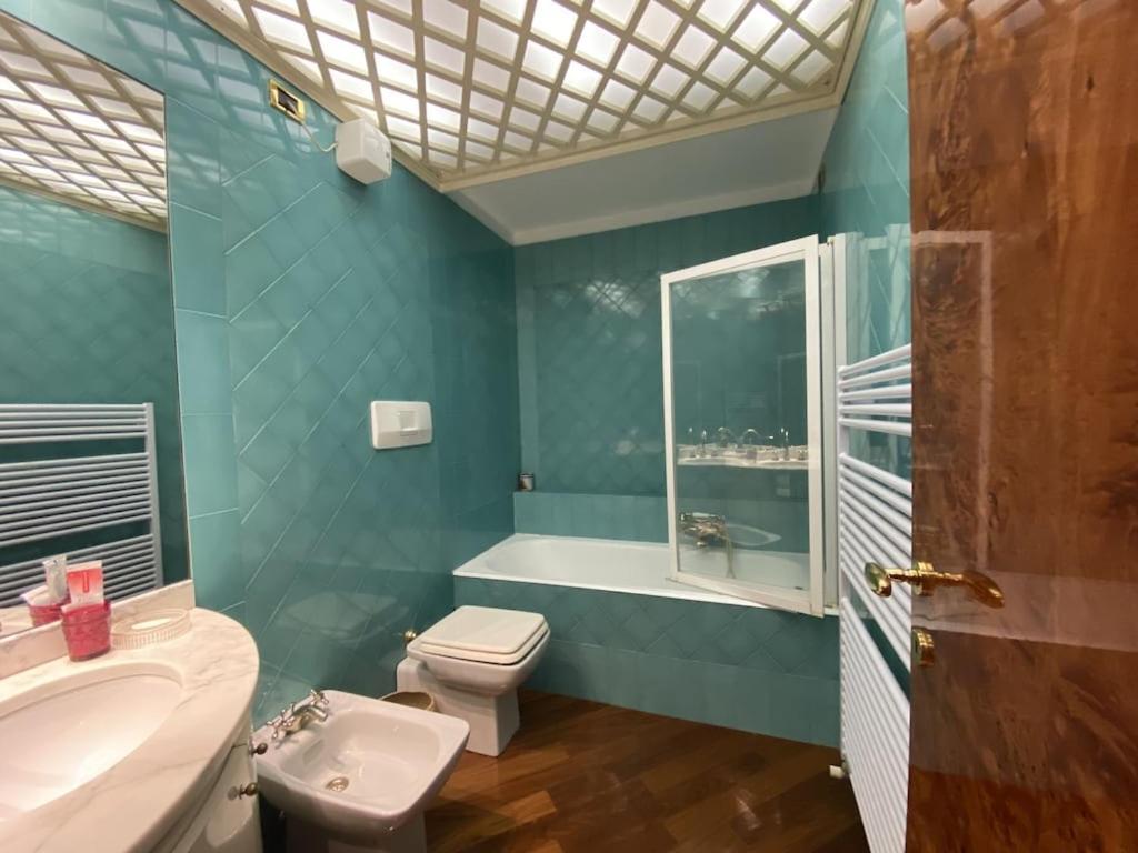 Regina Vittoria Apartment