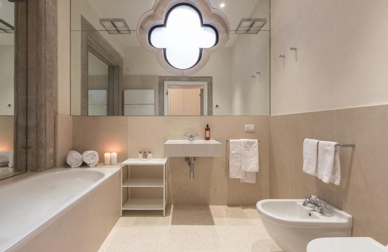 Scaleter - A Fine Luxury In Palazzo With Canal View