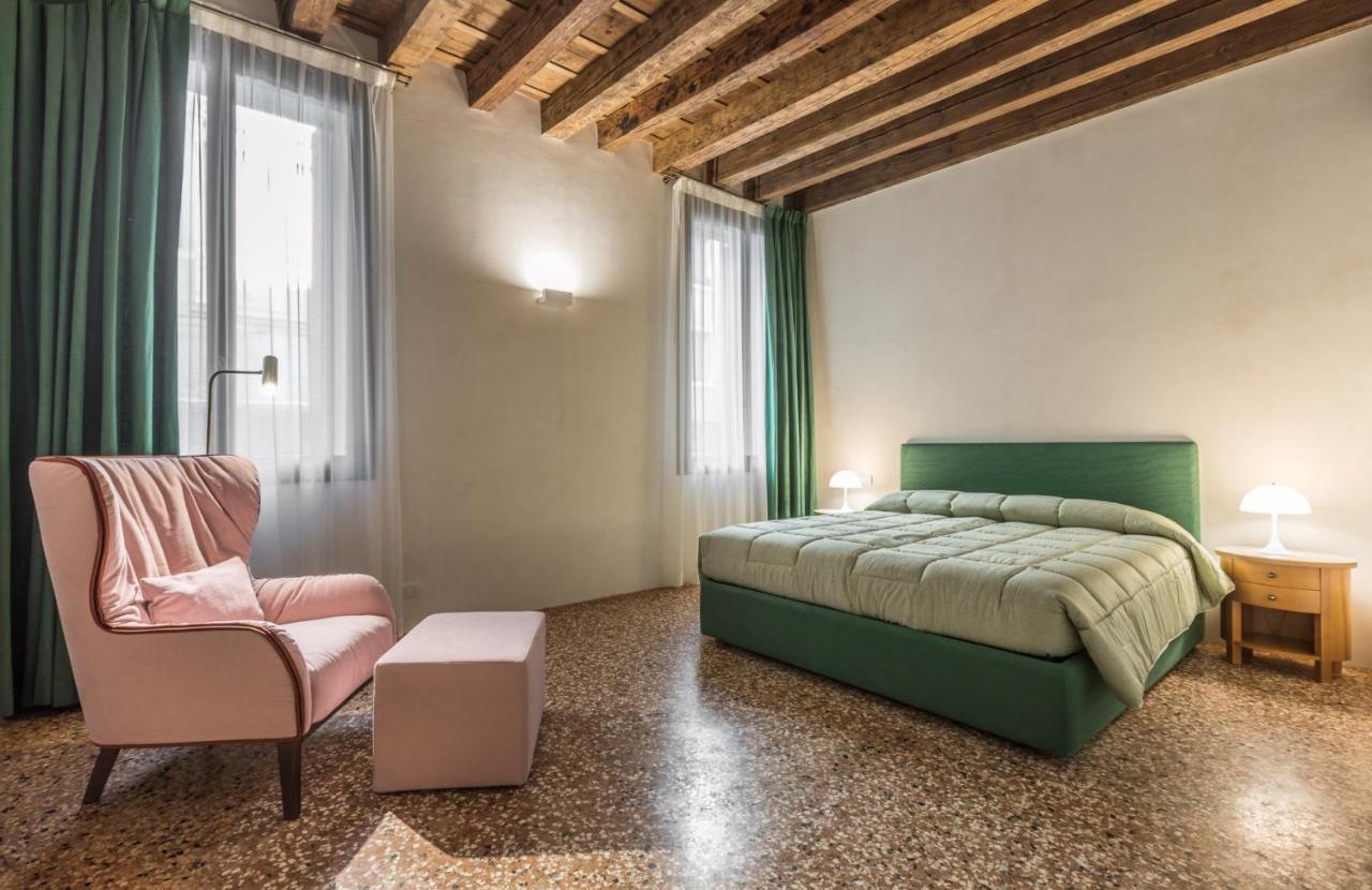 Scaleter - A Fine Luxury In Palazzo With Canal View Appartement Venise