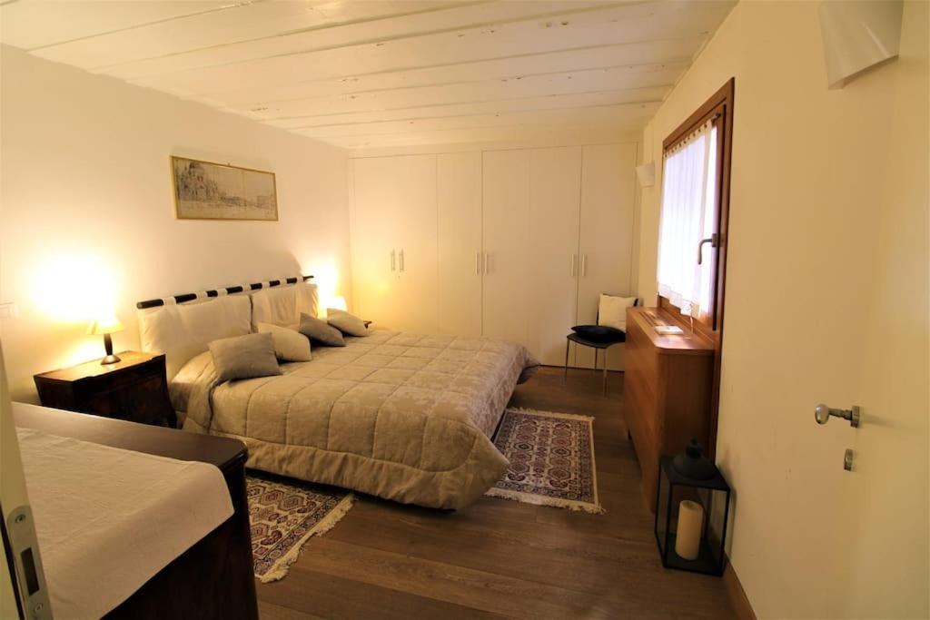 Appartement San Marco Charming With Canal View Venise