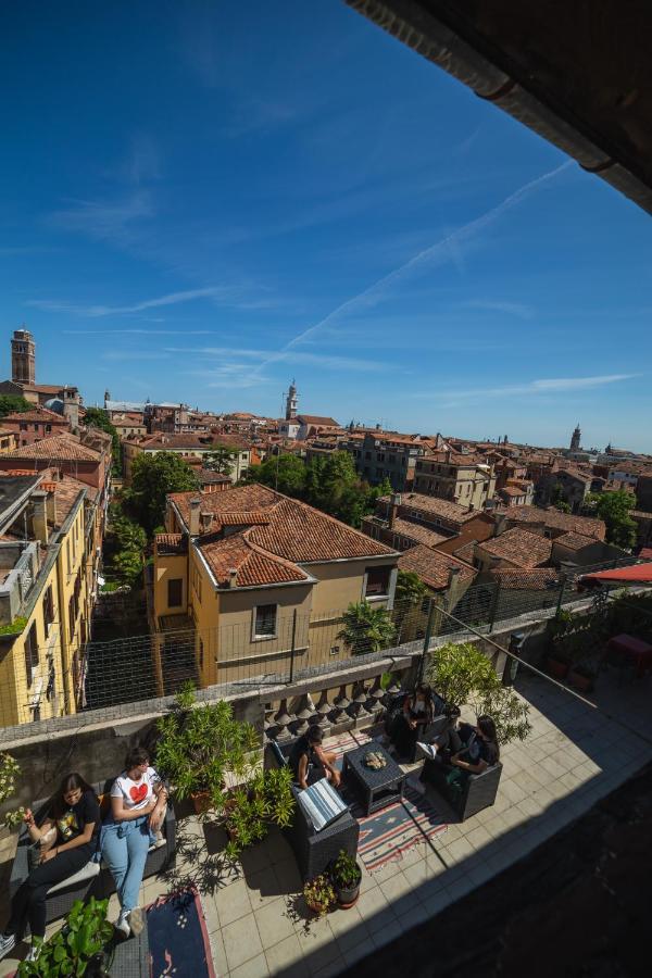 Domus Civica