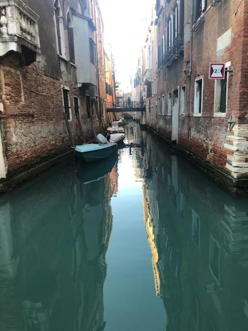 Appartamento Walk On The Water ✧ 5 Minutes To Rialto Bridge Venezia