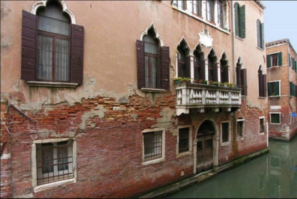 Walk On The Water ✧ 5 Minutes To Rialto Bridge Appartamento *