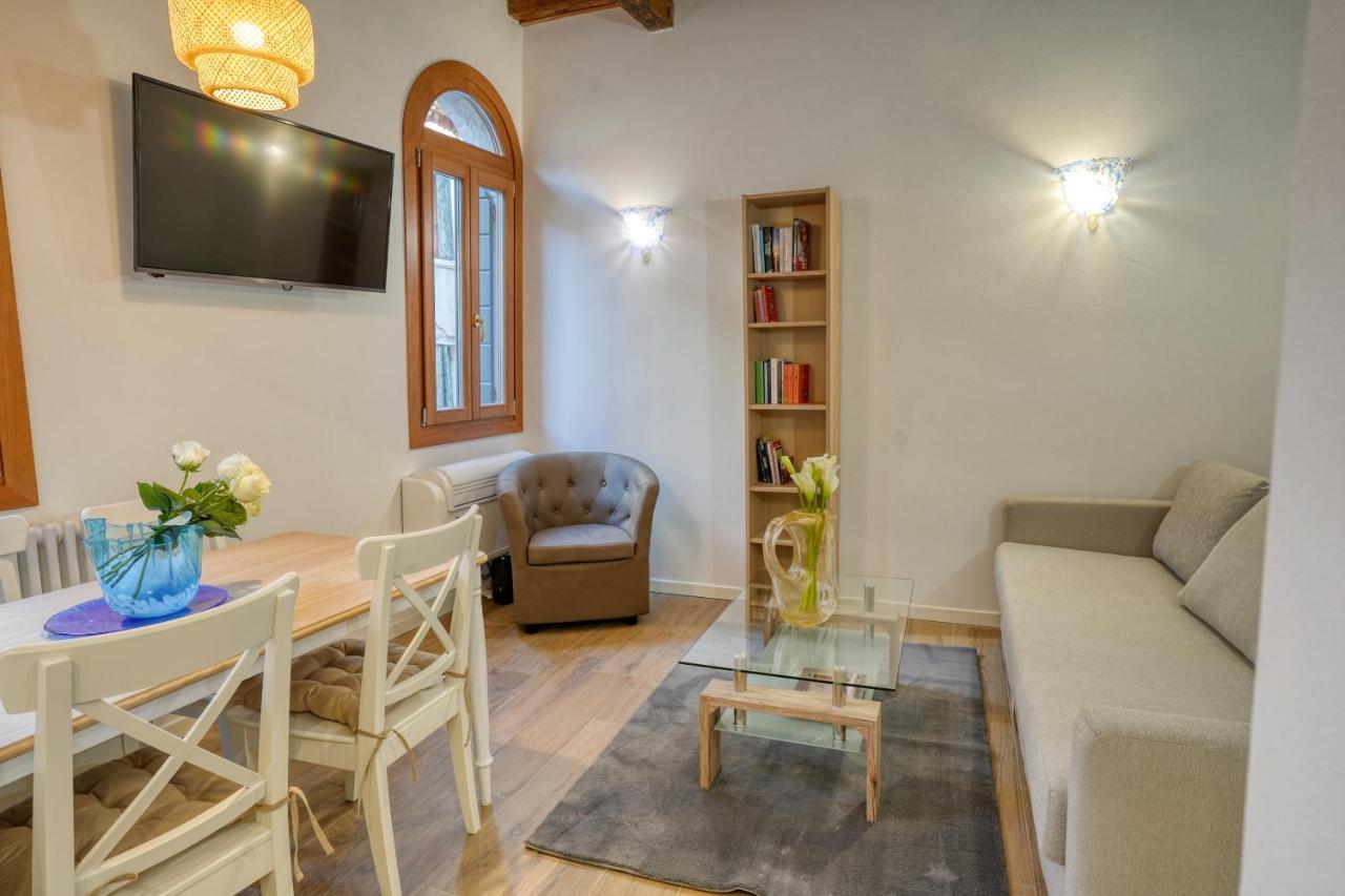 Ecco Appartement *