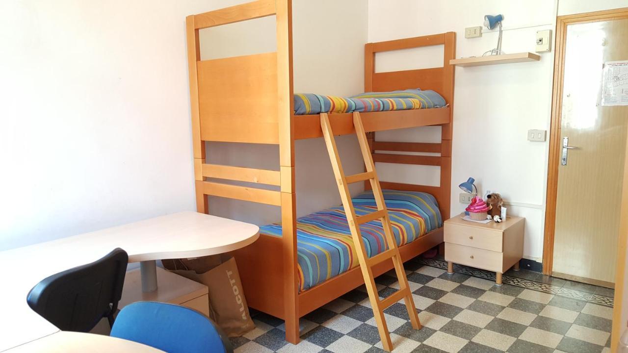 Domus Civica Hostel *