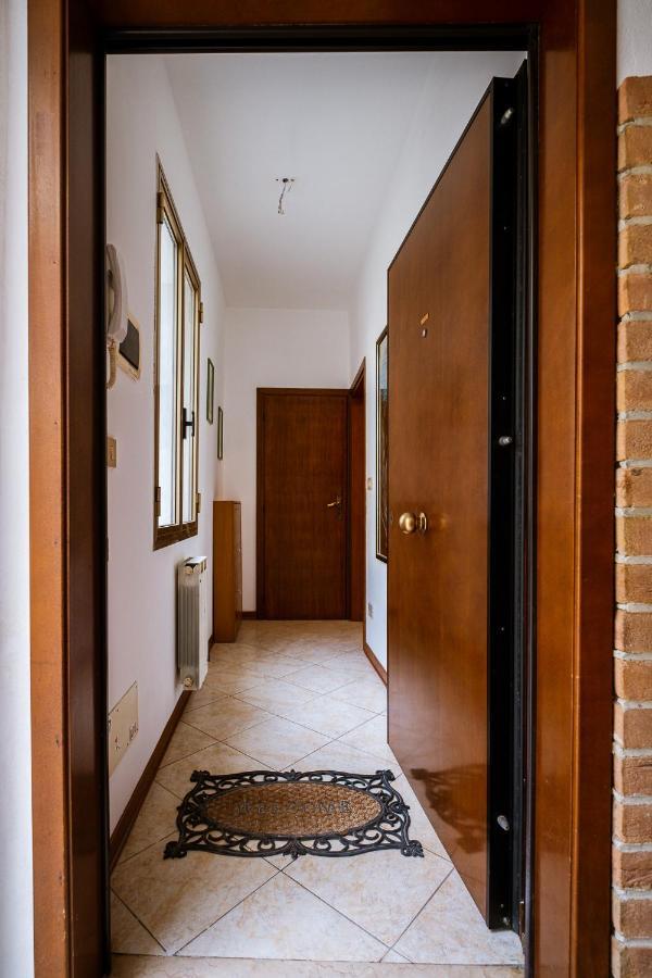 Appartement With Canal View In A Quiet Neighbourhood