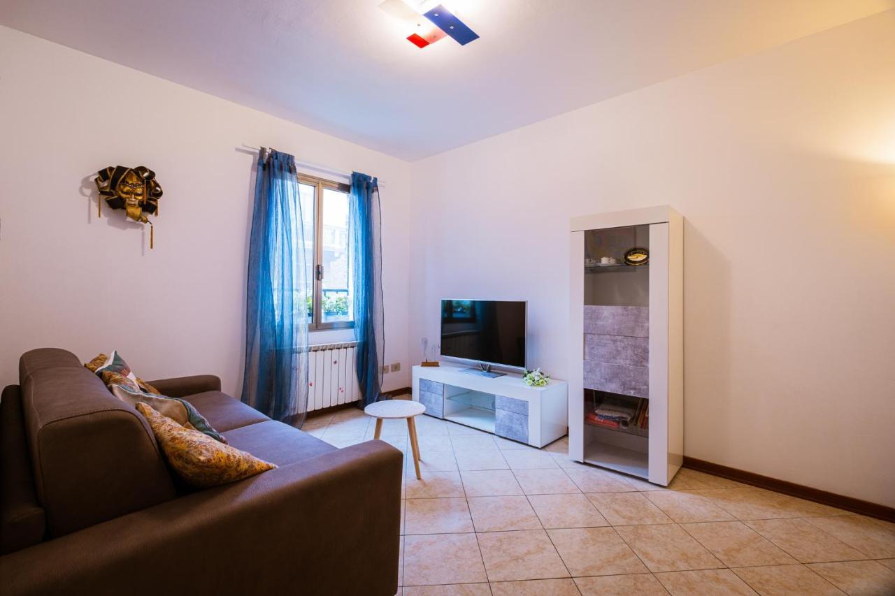 Appartement With Canal View In A Quiet Neighbourhood