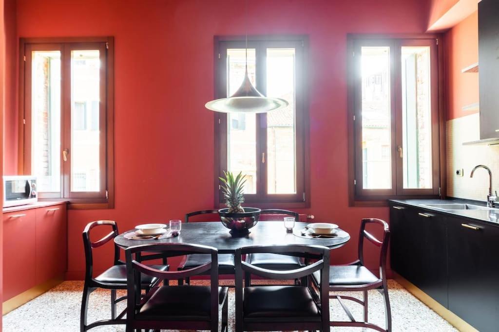 Apartment Ca Regina Panada - Passion On The Canal *