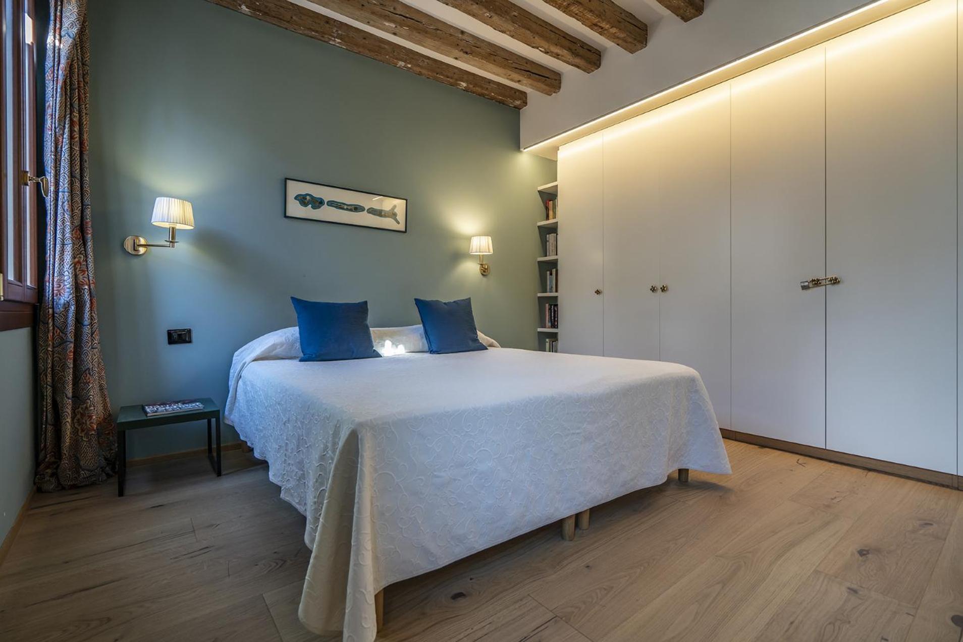 Ca' Delle Vele Charming In Dorsoduro Appartement Venetië