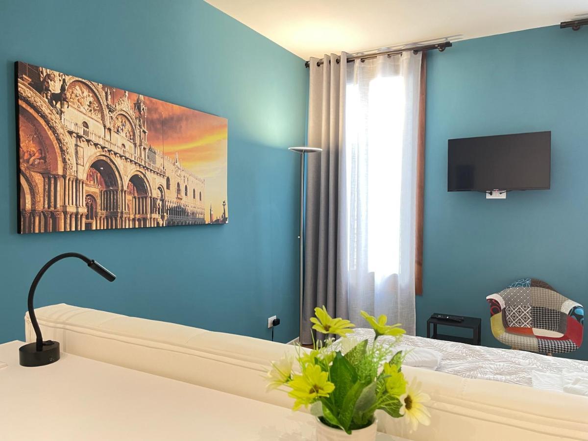 San Marco Luxury Apartments Steps From St Marks *