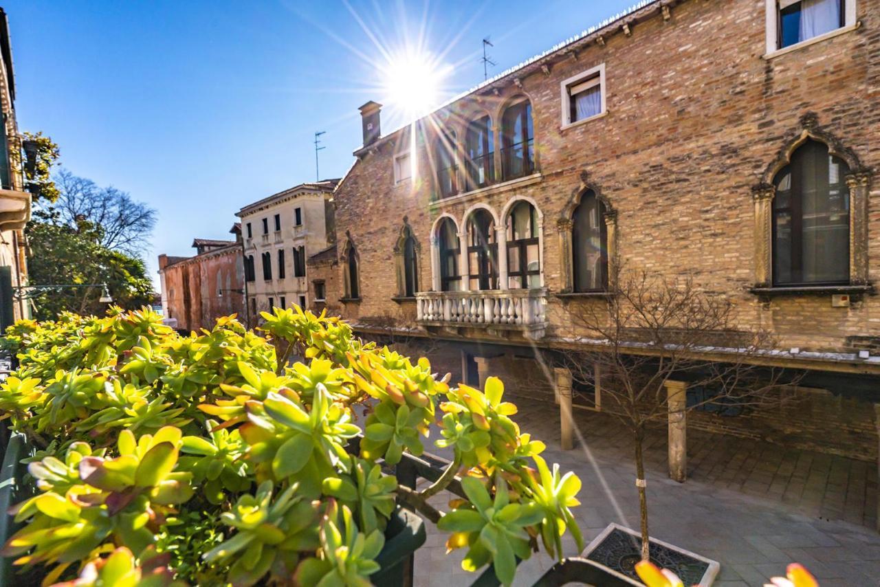 Ca' Delle Vele Charming In Dorsoduro Appartement *
