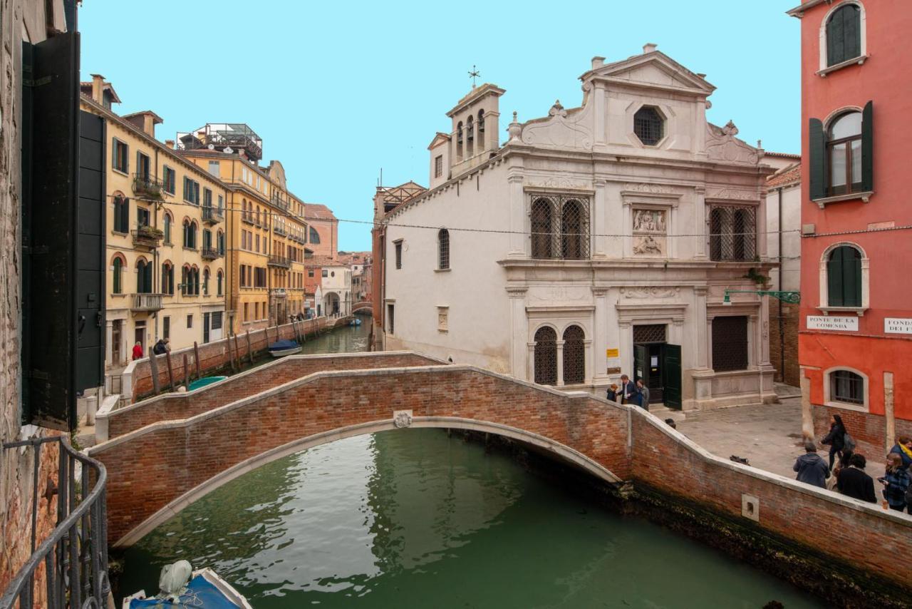 Ca Dei Dalmati - The Blue Canal View *