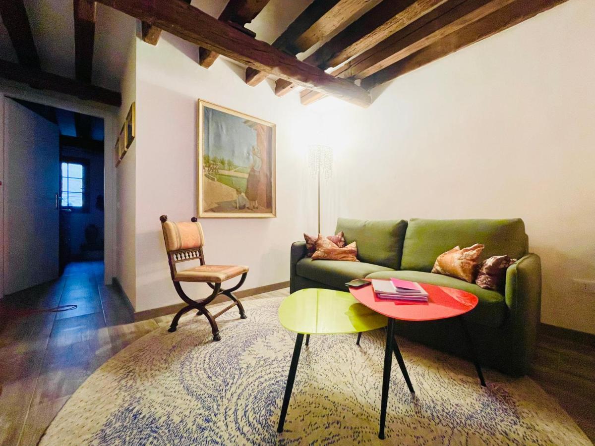 Casa Furlani Ai Dalmati - Your On The Canal Appartement