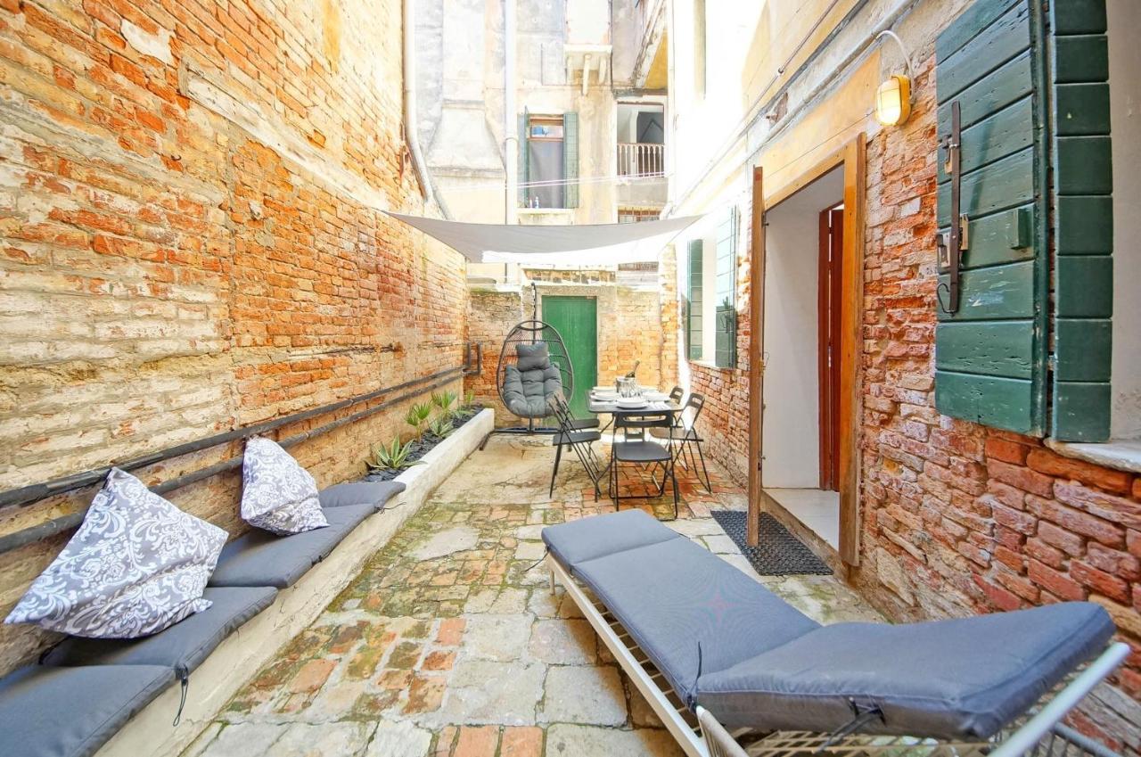 Apartment Gondola View *