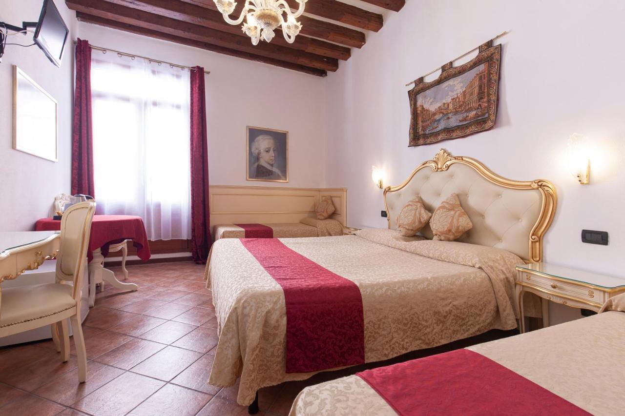 Alloggi Ss Giovanni E Paolo Guest house 2*