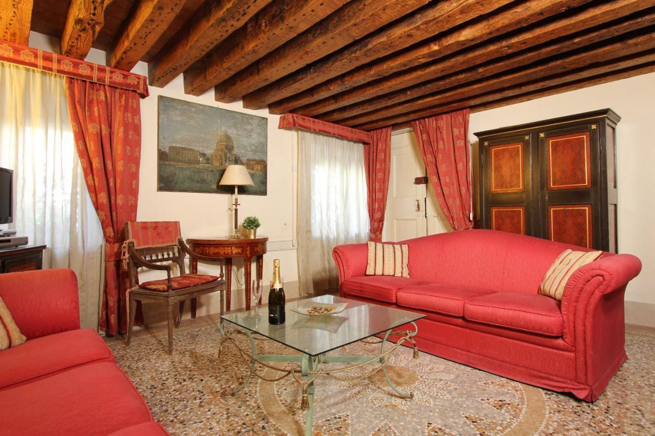 Rialto Apartment