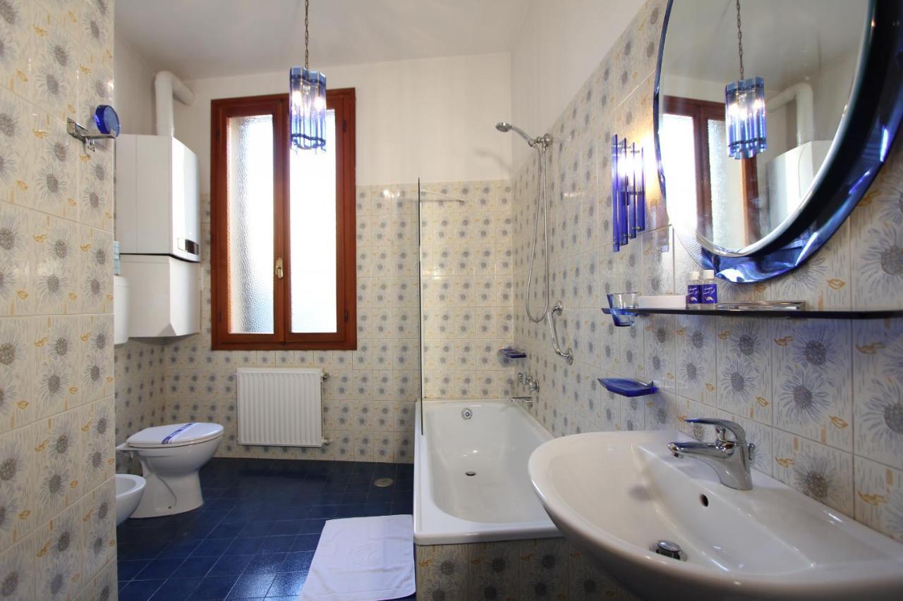 Corner Canal View Appartement *