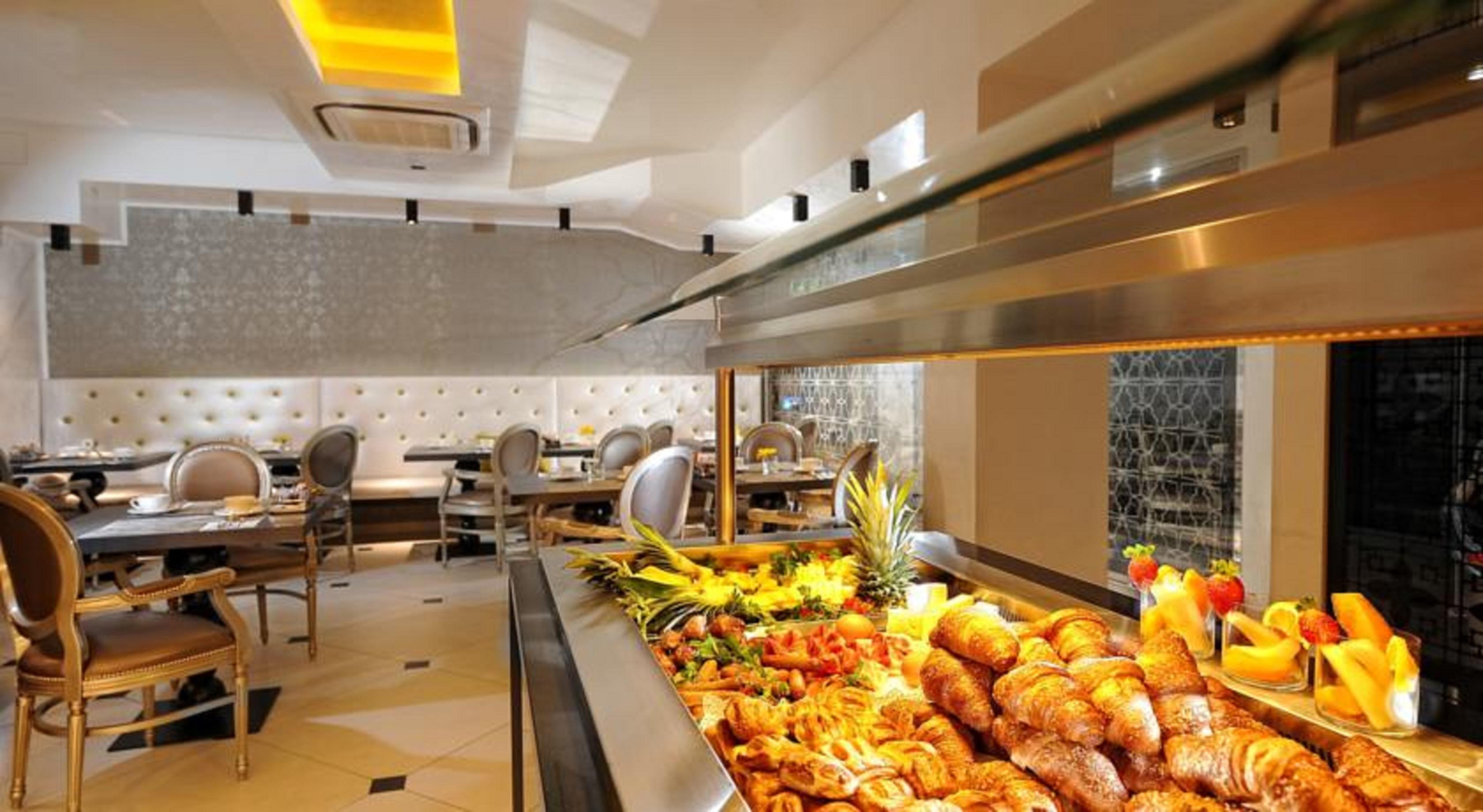 Carnival Palace - Collection Hotel Venise