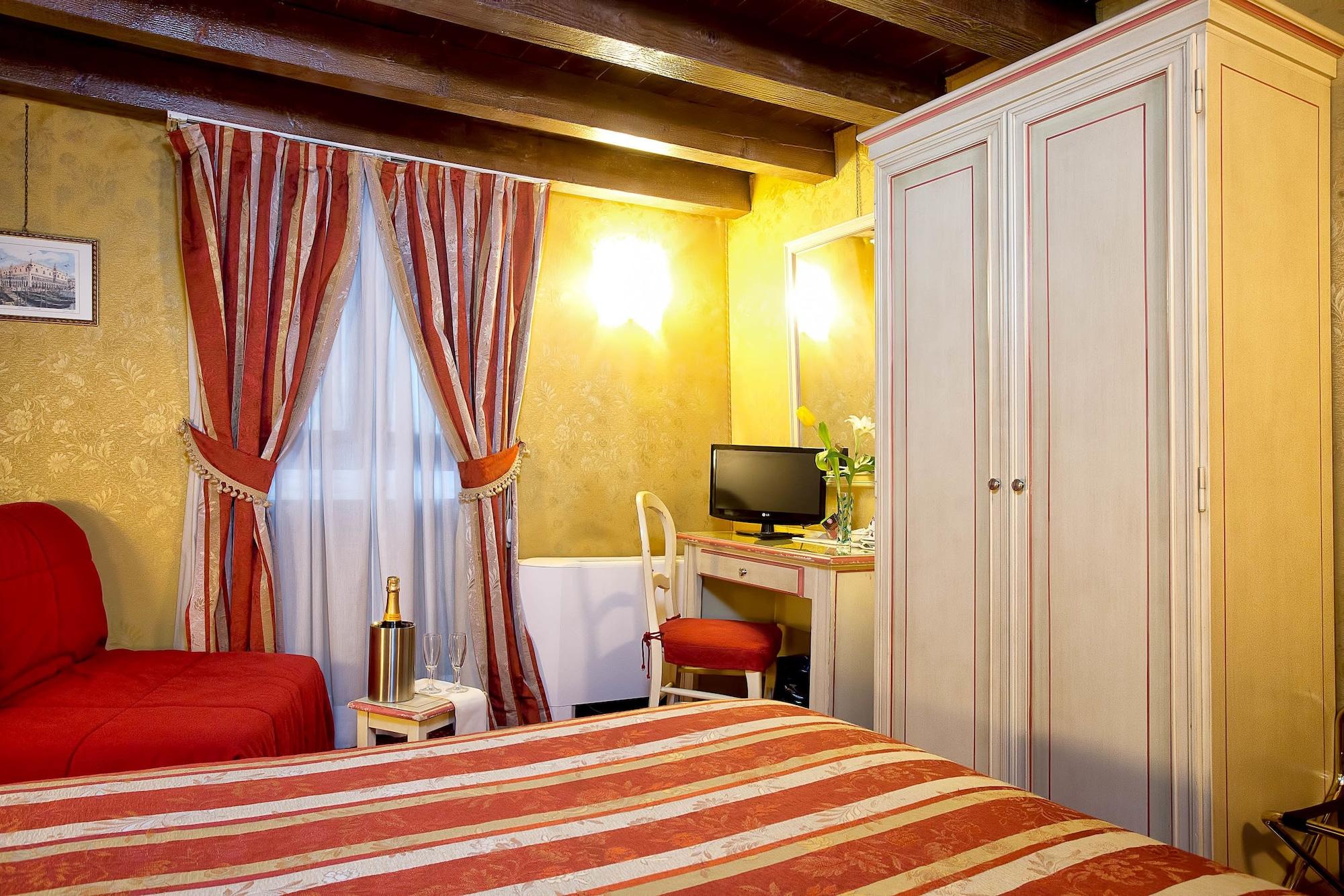 Ca' San Polo Gasthuis 3*