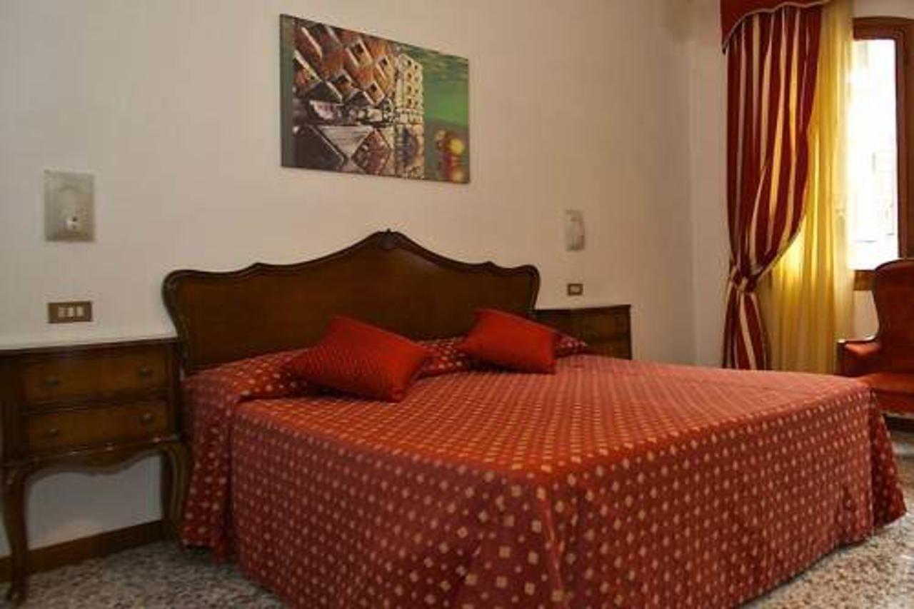 Hotel Fontana 3*