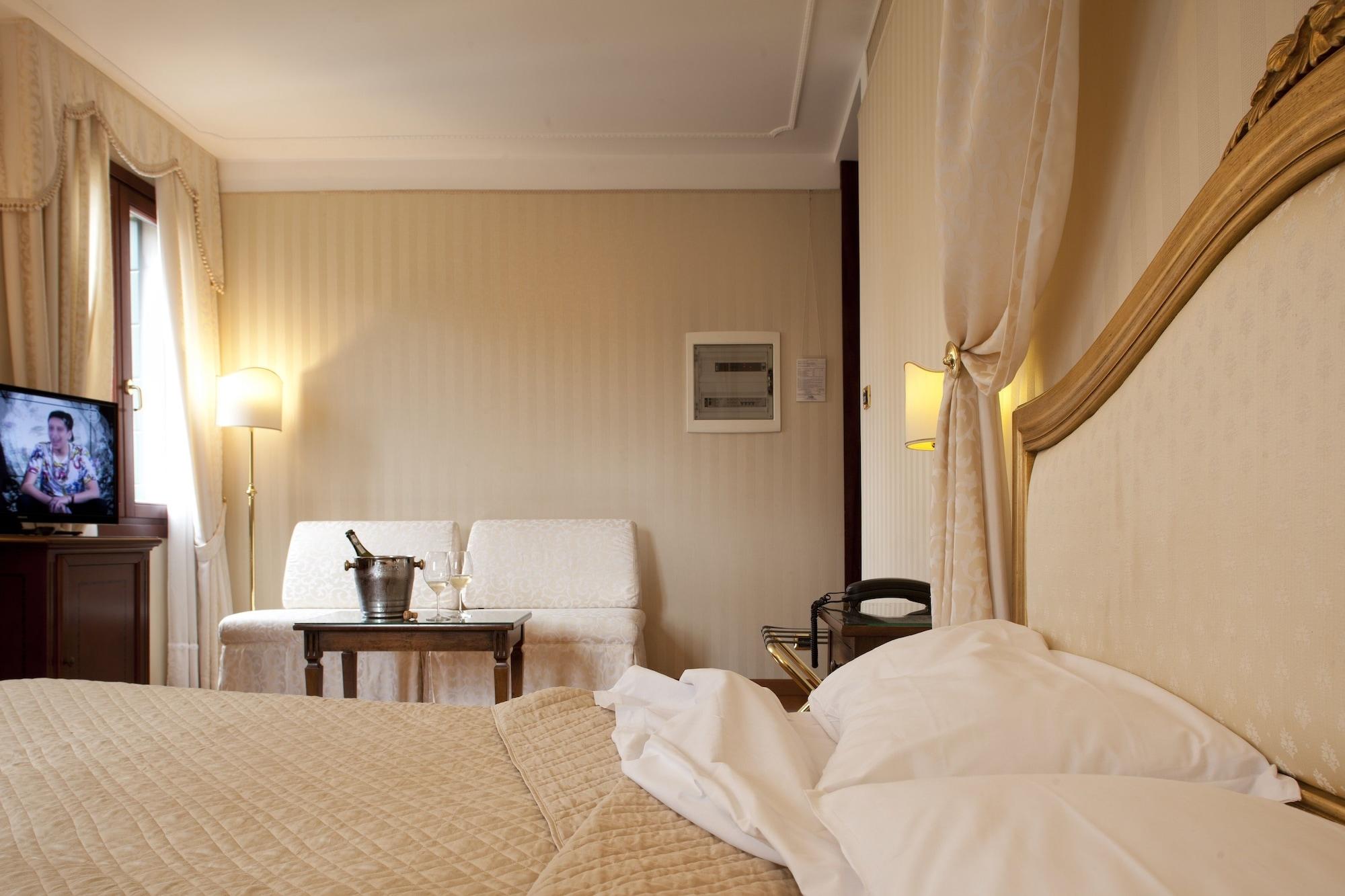 Ca' D'oro 3* Venetië