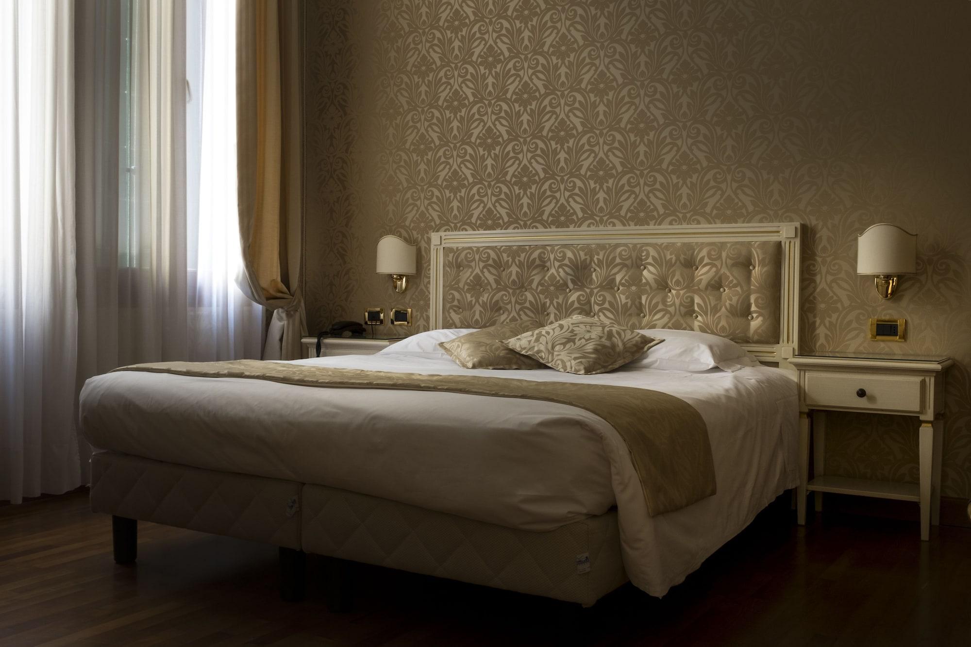 Ca' D'oro 3* Venetië