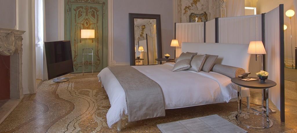 Aman Hotel 5*