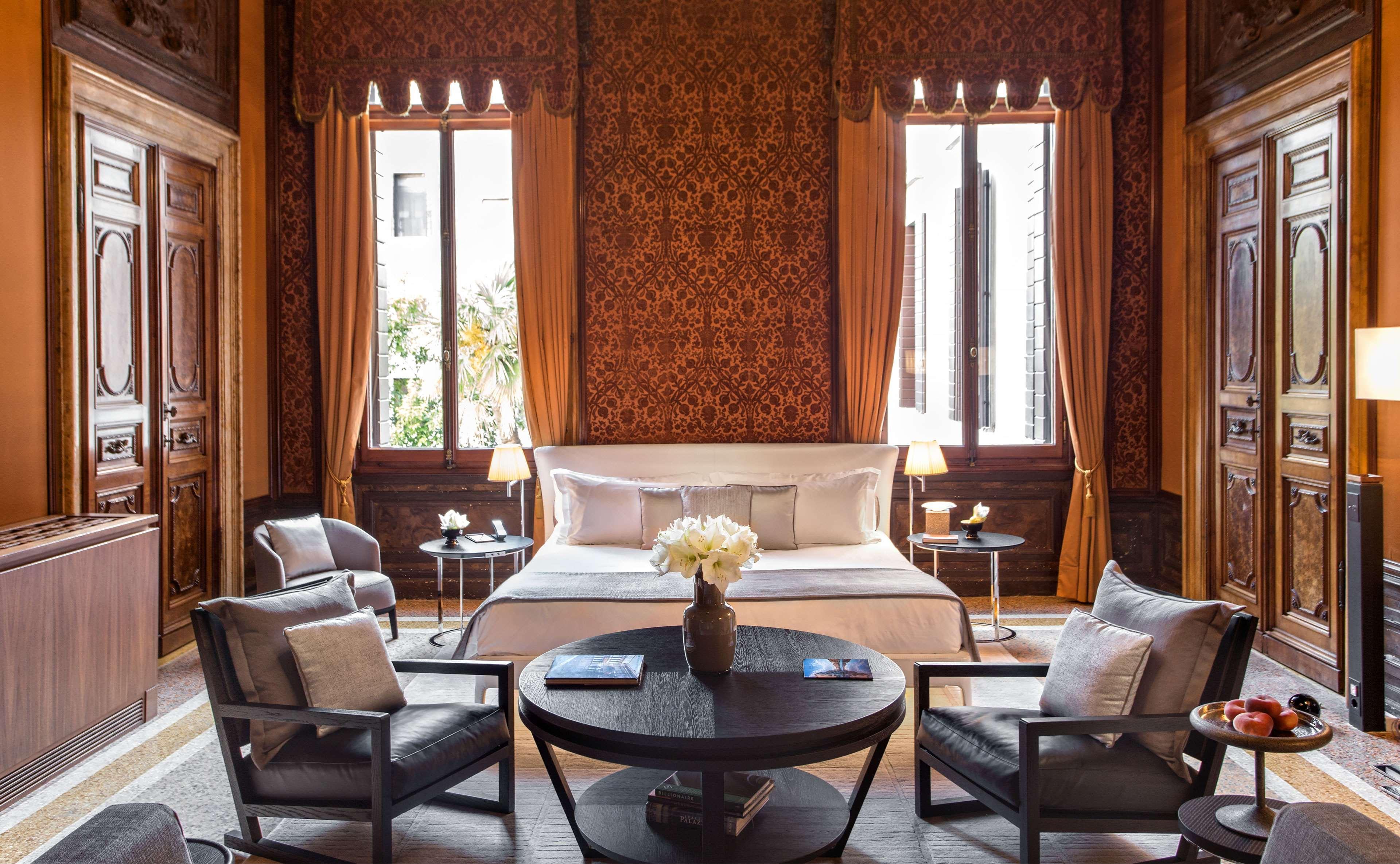 Aman Hotel 5*
