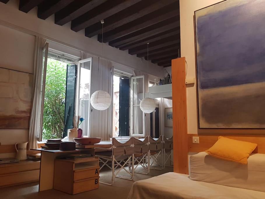 Open Space A Fra Architettura E Pittura, Fra Moderno E Antico Appartement *