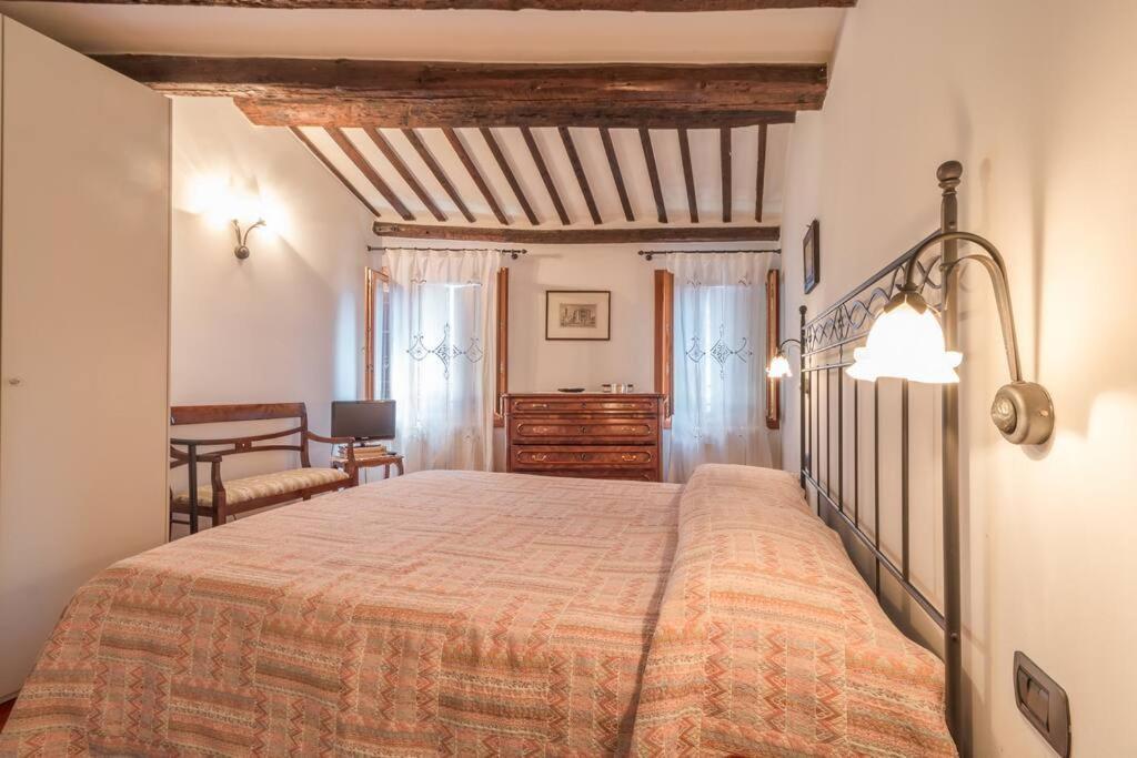 Charming Loft With Roof Terrace Close To S. Marco Venise