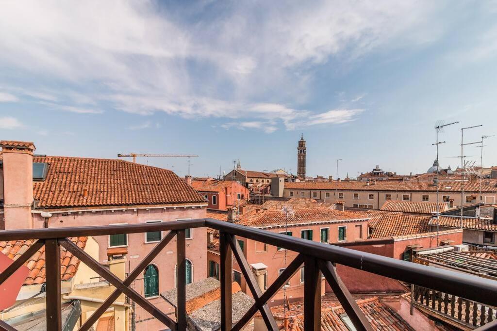 Charming Loft With Roof Terrace Close To S. Marco *