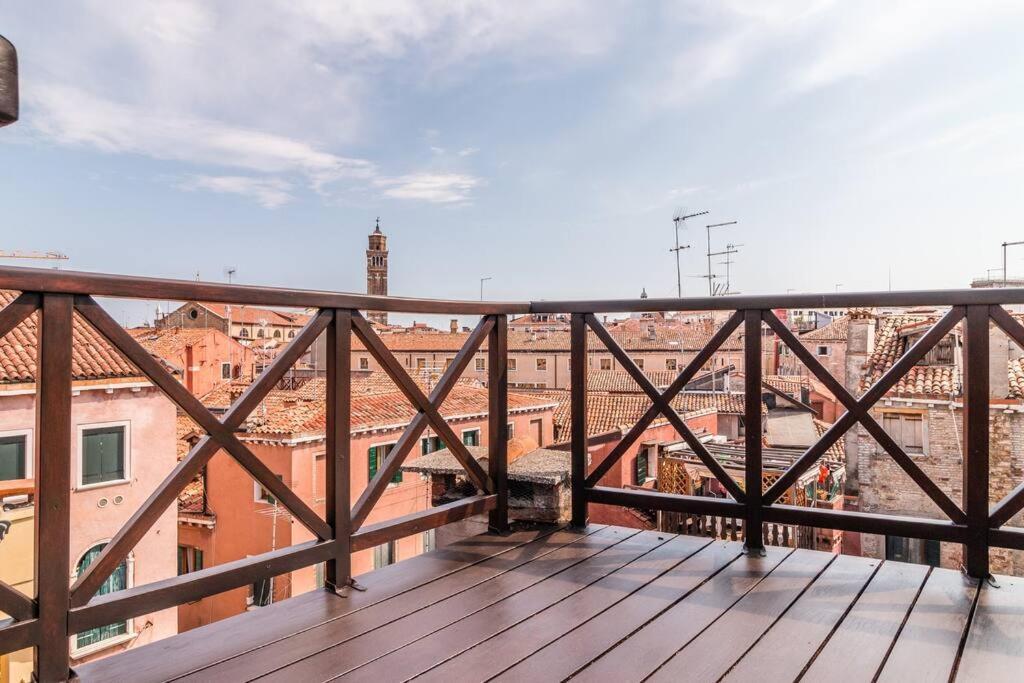 Charming Loft With Roof Terrace Close To S. Marco