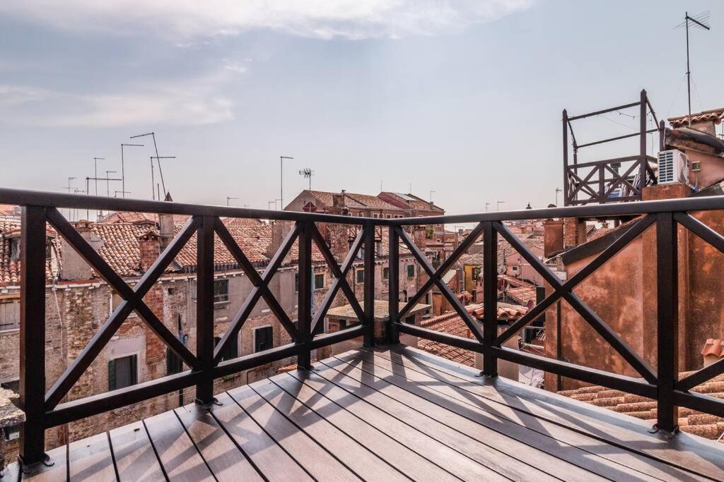 Charming Loft With Roof Terrace Close To S. Marco * Venise