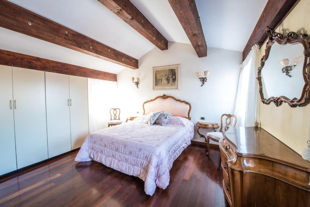 Attic Behind St. Mark's Square Venezia