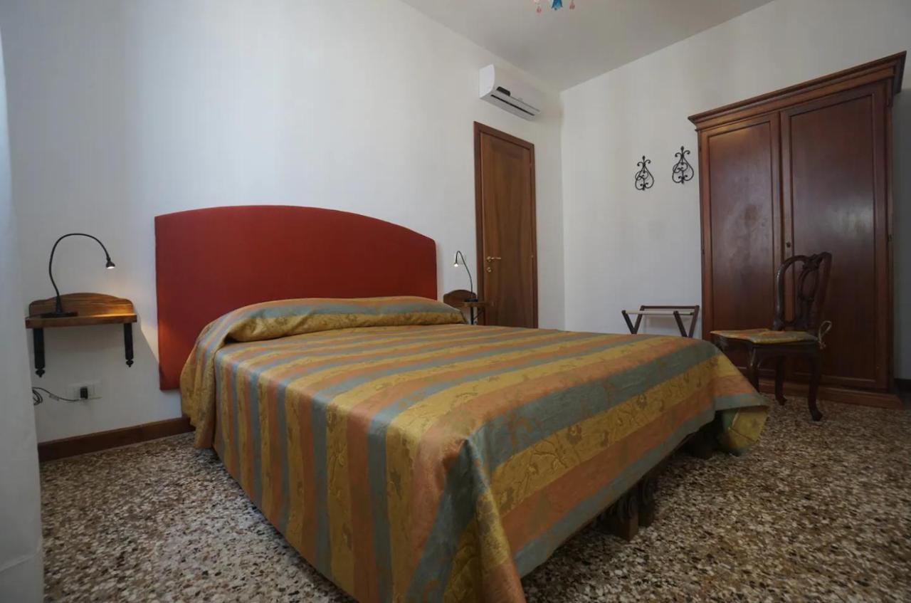 Apartment Campo San Lorenzo Venedig
