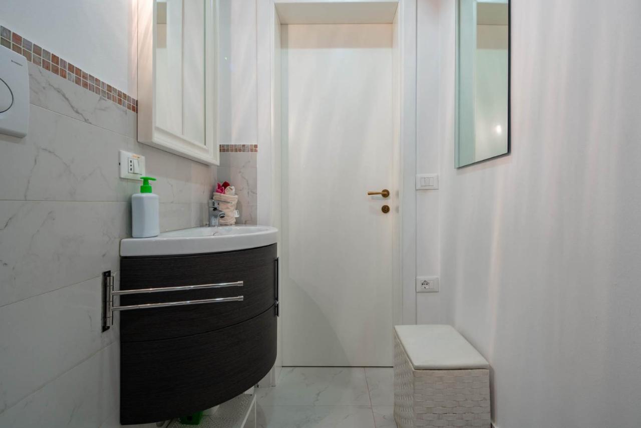 Loving In Venice, 5 Stars Venetië