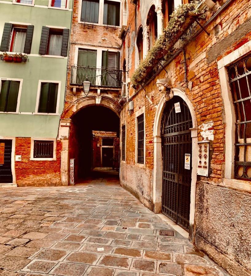 The Wolf House Gasthof Venedig