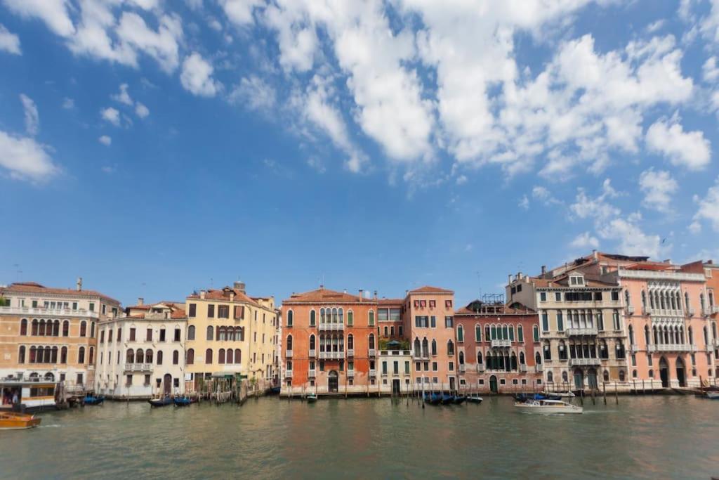 Palazzo Alvera Grand Canal * Venise