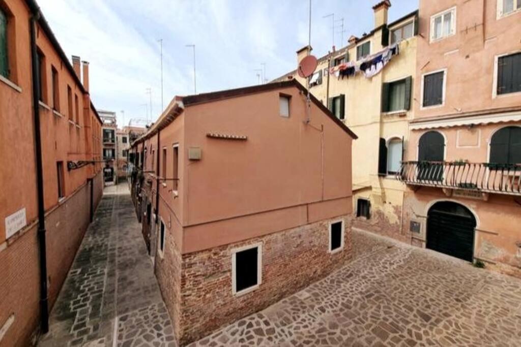 S. Giacomo Da L'orio *