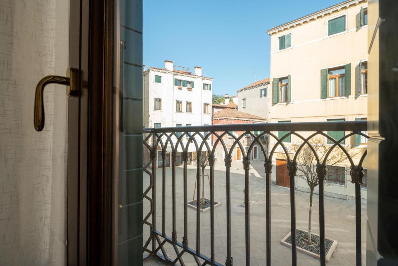 Accademia Charm By Wonderful Italy * Venise