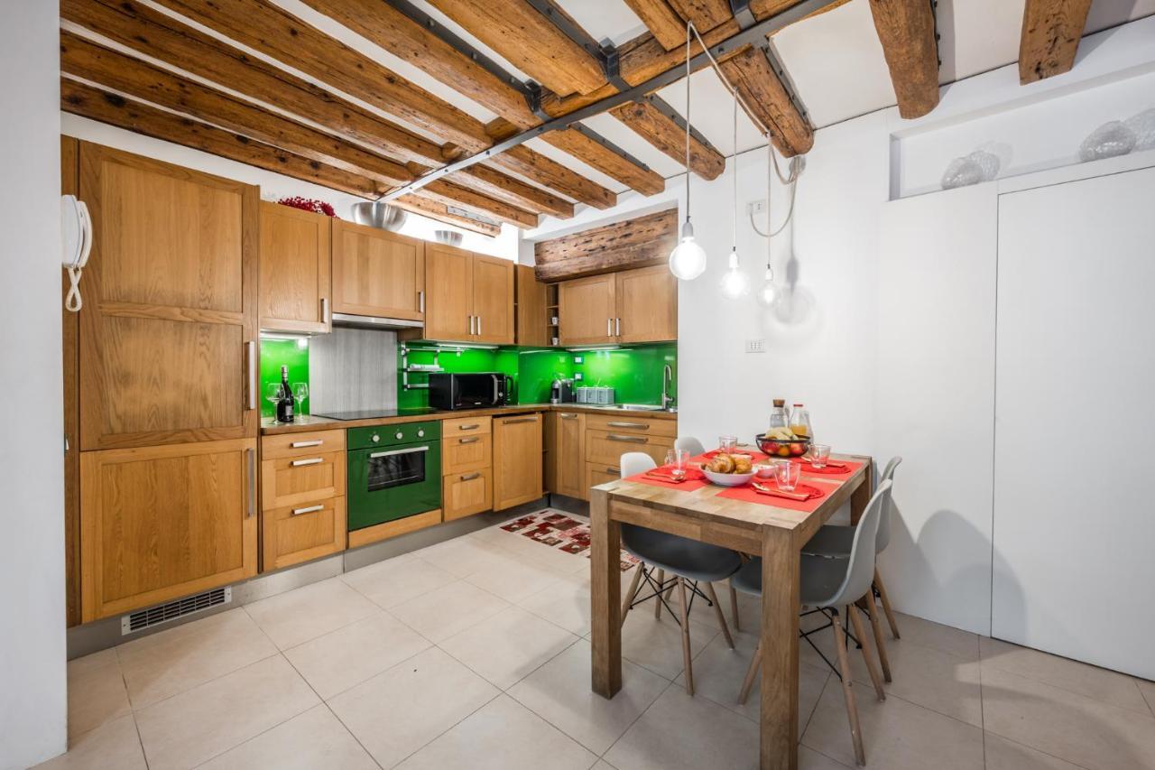 Accessible Groundfloor Near Station - Ca Rezzonico *