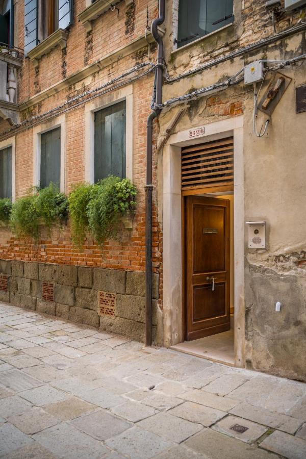 Accessible Groundfloor Near Station - Ca Rezzonico Venise