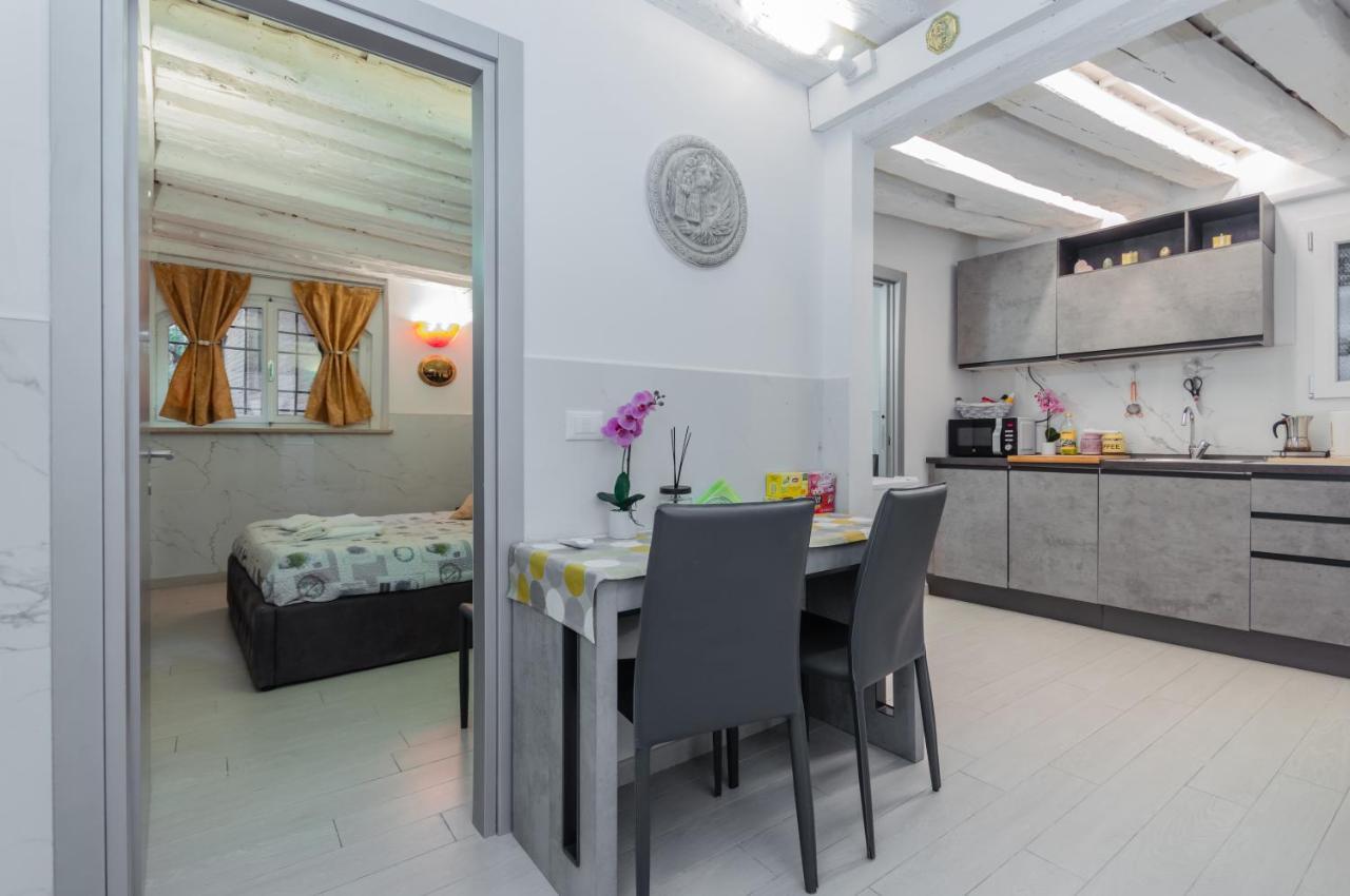Apartment Palazzo Dolfin - Piazza San Marco Lovely