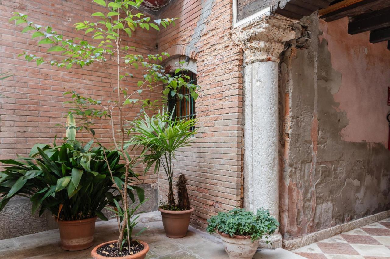 Apartment Palazzo Dolfin - Piazza San Marco Lovely