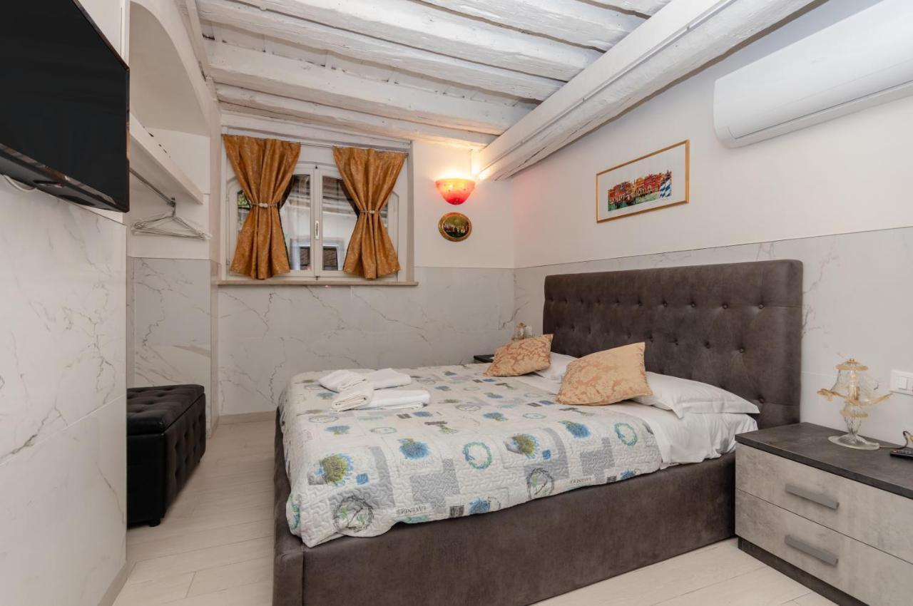 Apartment Palazzo Dolfin - Piazza San Marco Lovely Venedig